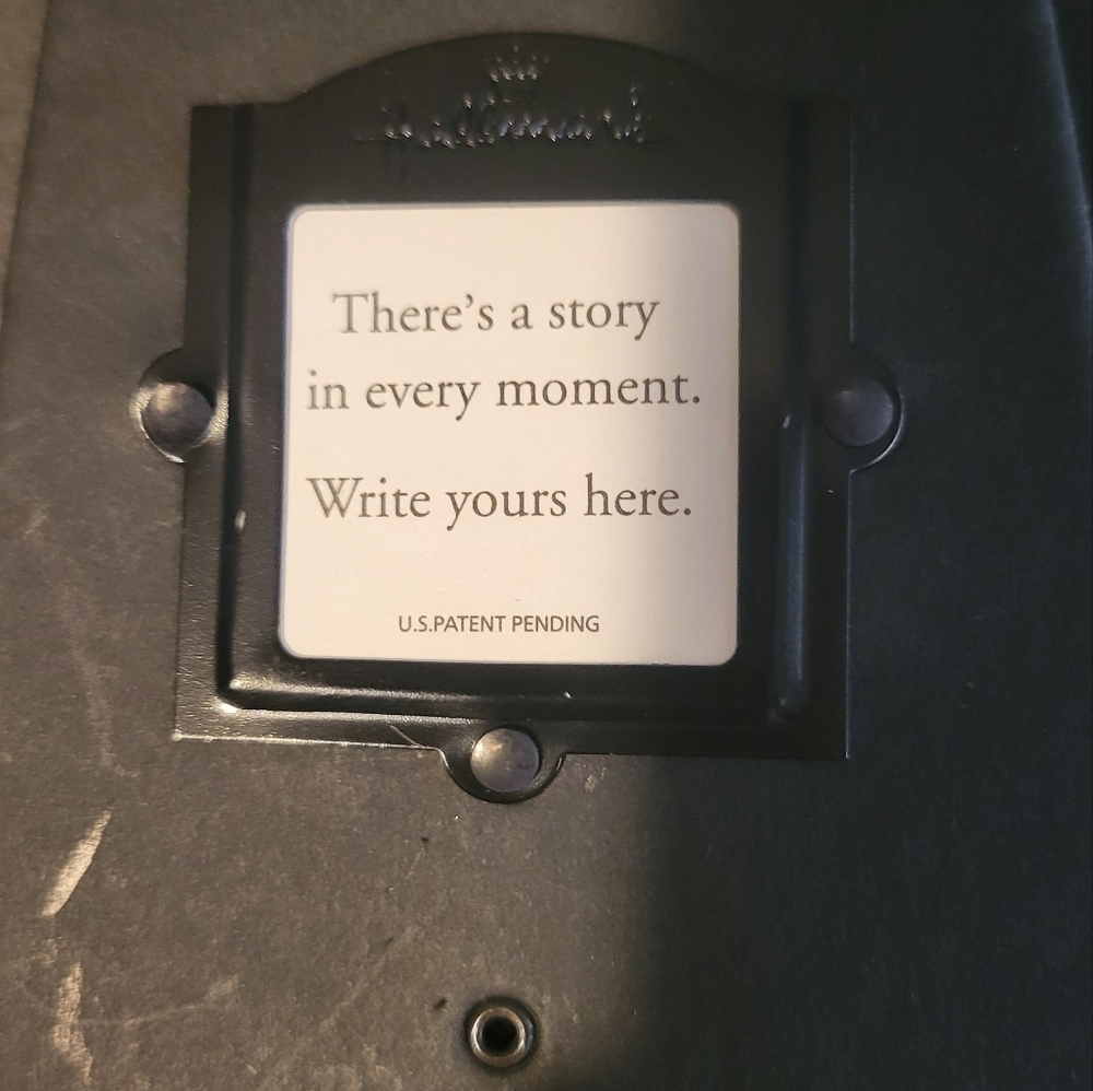 Memory Keepsake Box, by Hallmark. - Picture 3 of 10